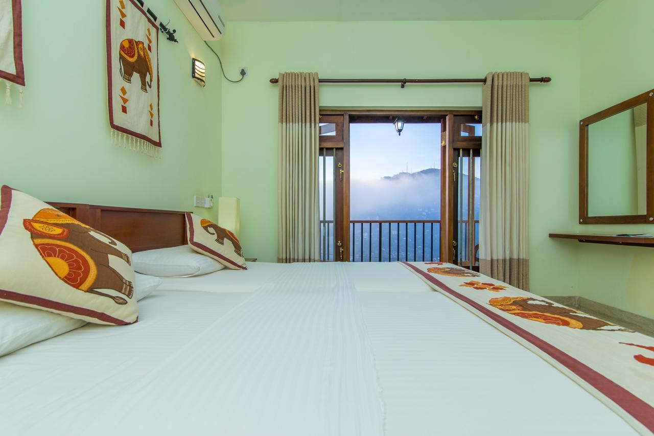 Deluxe Double or Twin Room with Balcony
