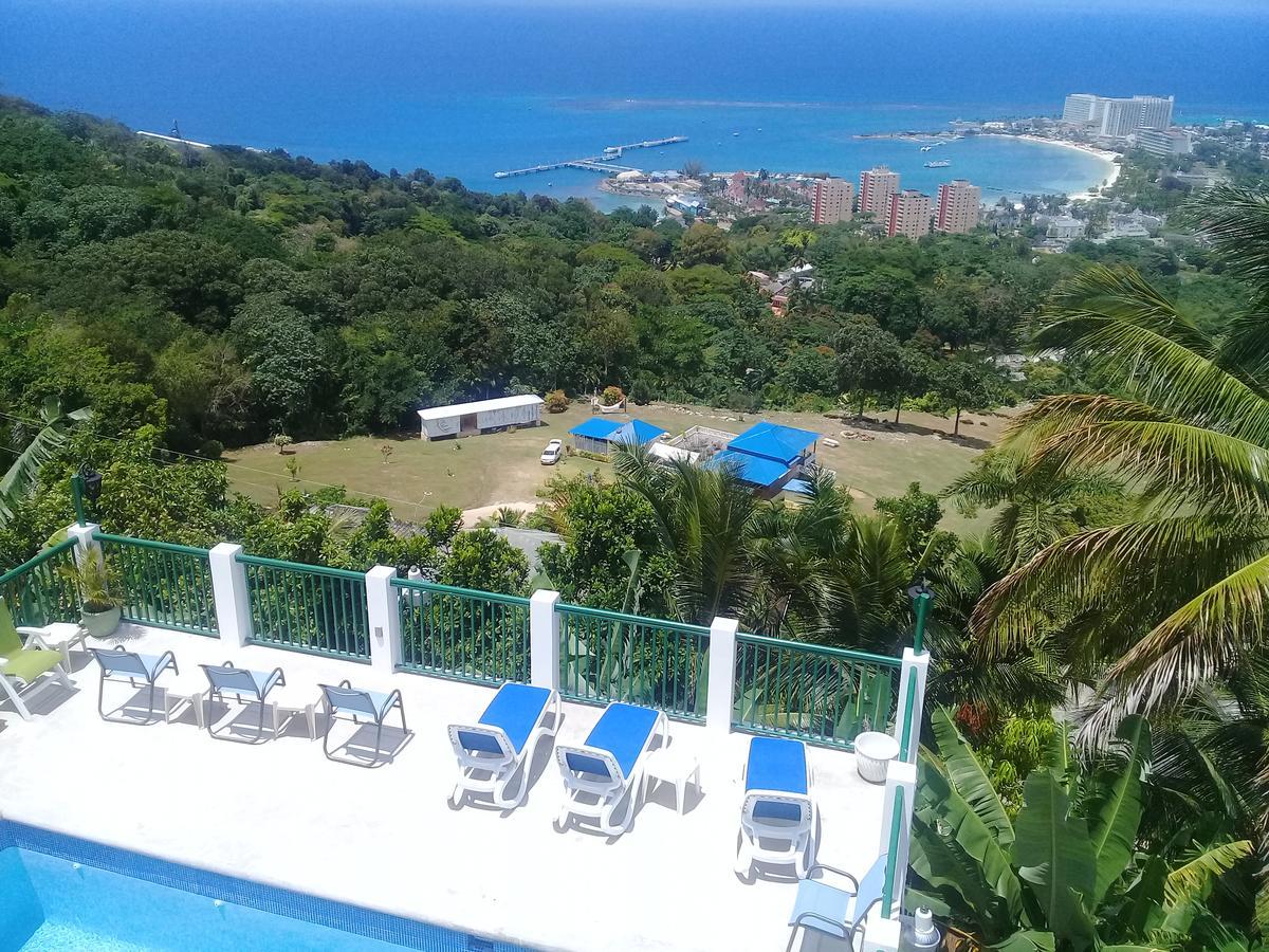 Deluxe Double Room Balcony