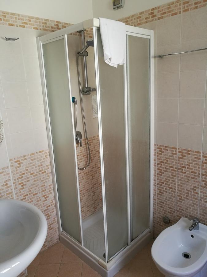 Single Room,658637532:JPEG