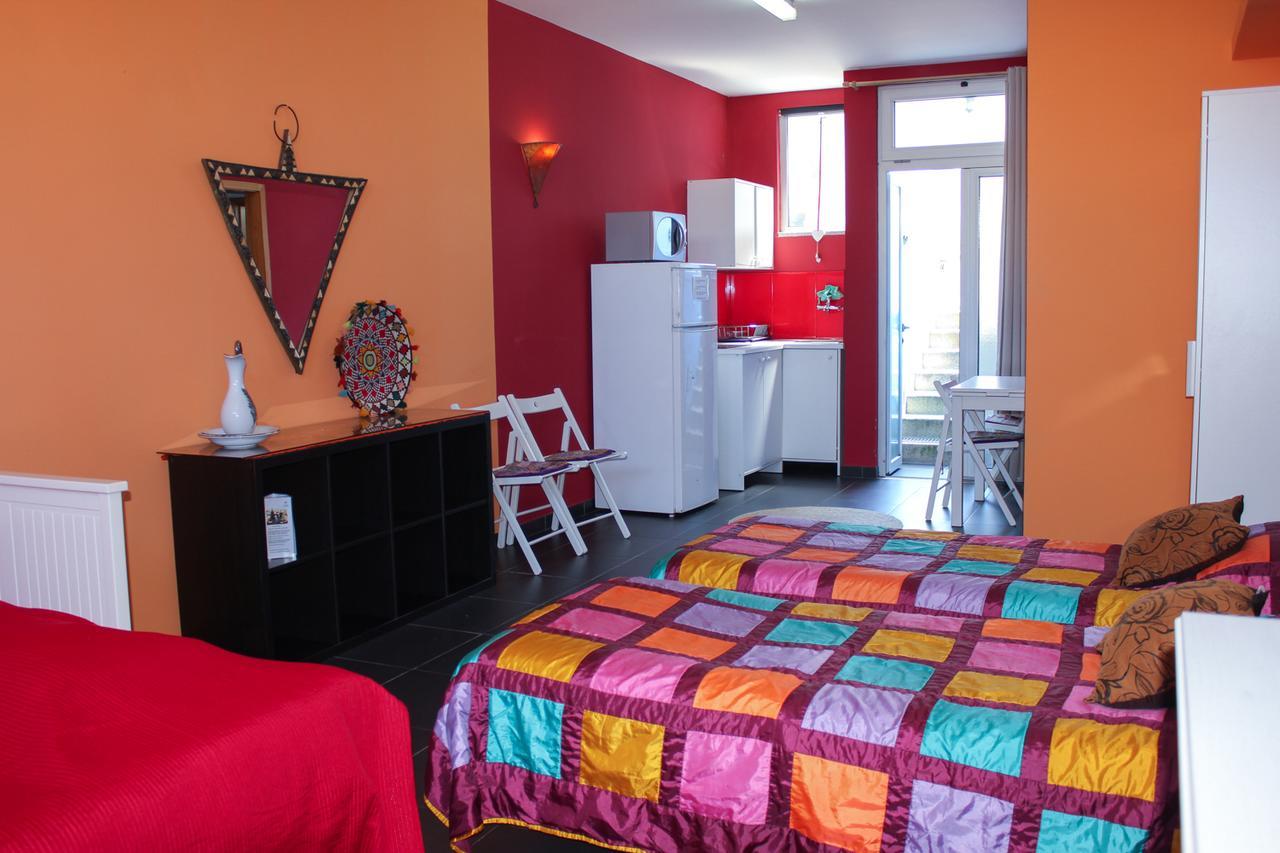 Studio,669132522:JPEG