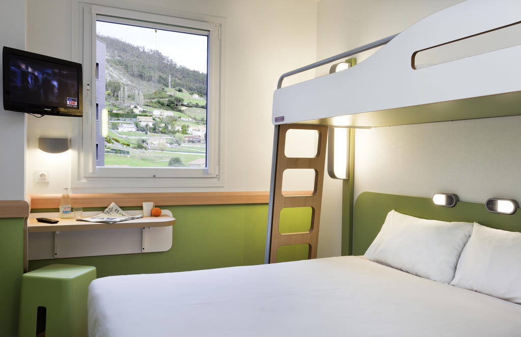 Double Room with Single Bed,817179392:JPEG