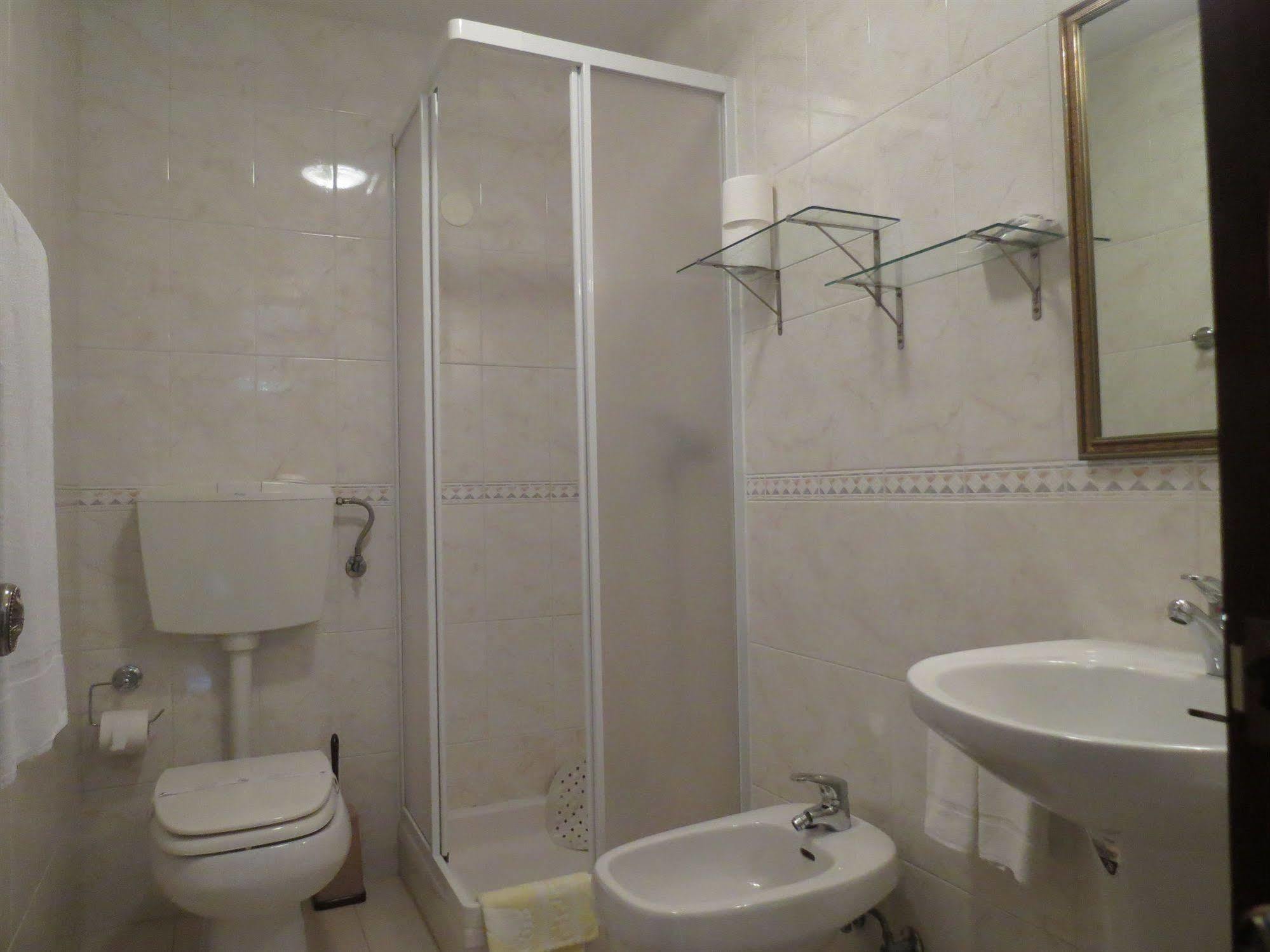 Quarto Triplo Superior
