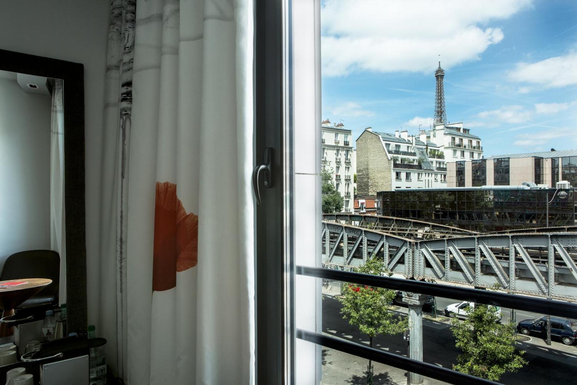 Privilege Room with Eiffel Tower View - 3rd and 4th floor