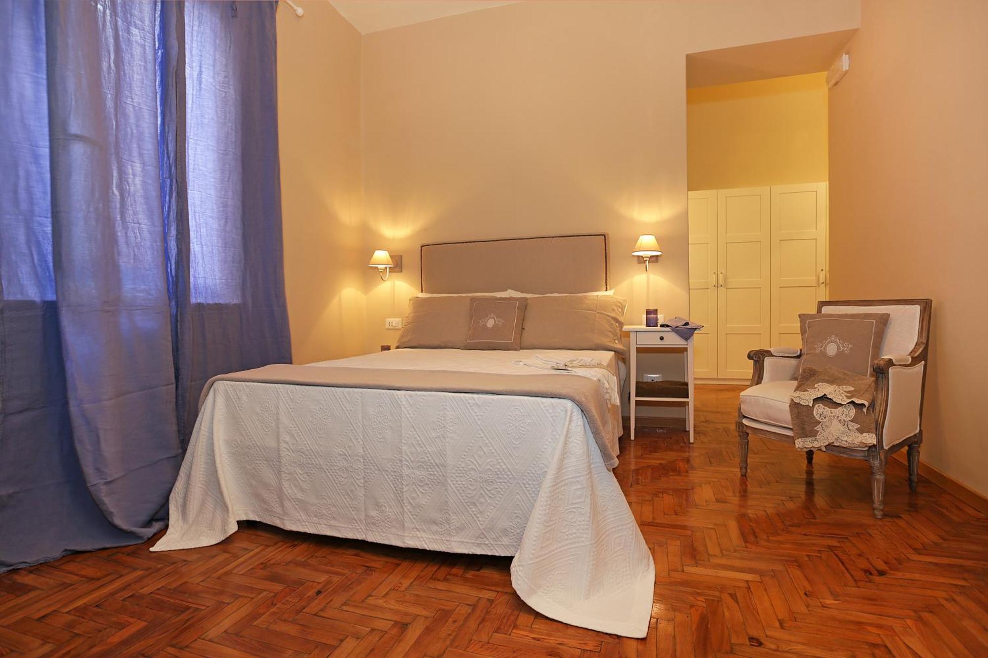 Double Room with Extra Bed,699202824:JPEG