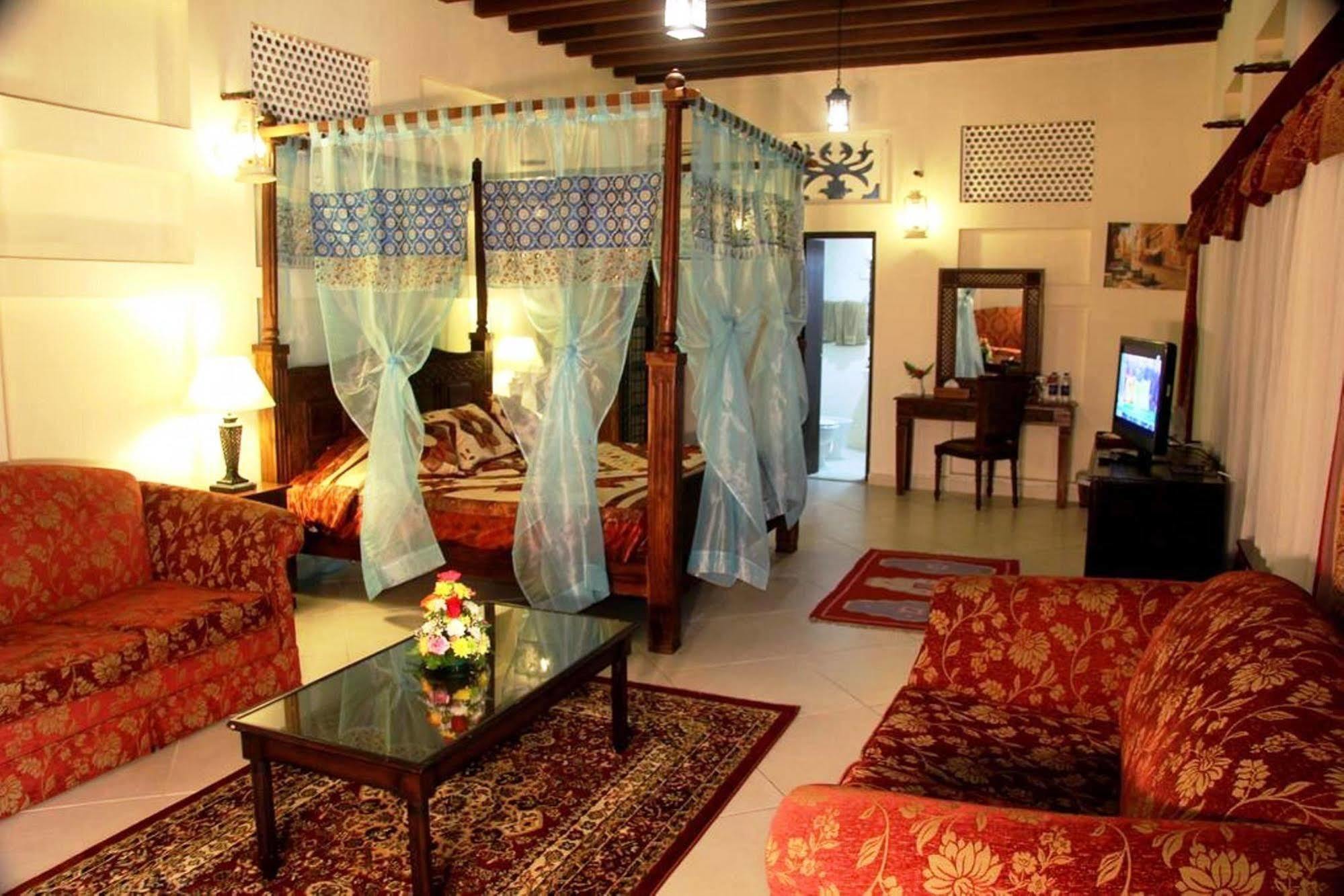 Suite (2 Adults)