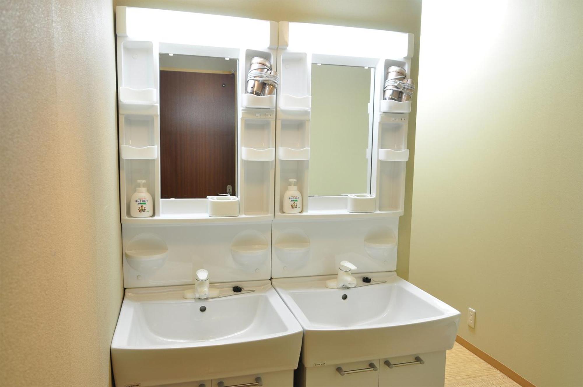 Bunk Bed Mixed Dormitory Room