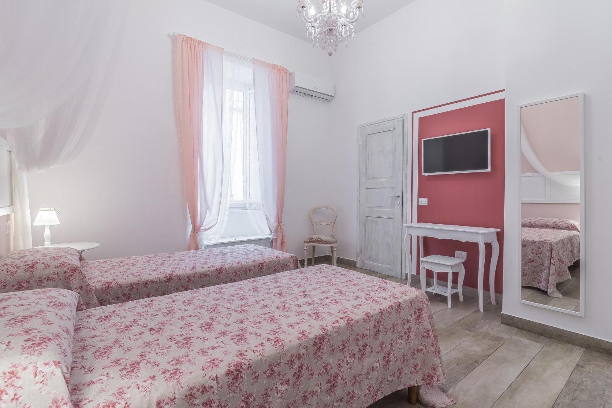 Double or Twin Room with Private Bathroom