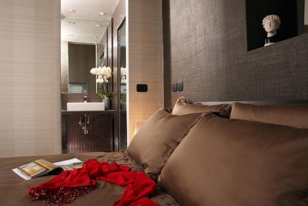 Two-Bedroom Apartment (4 Adults)