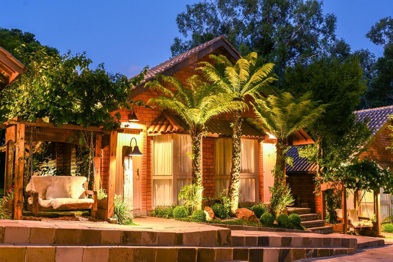 Chalet,825956438:JPEG