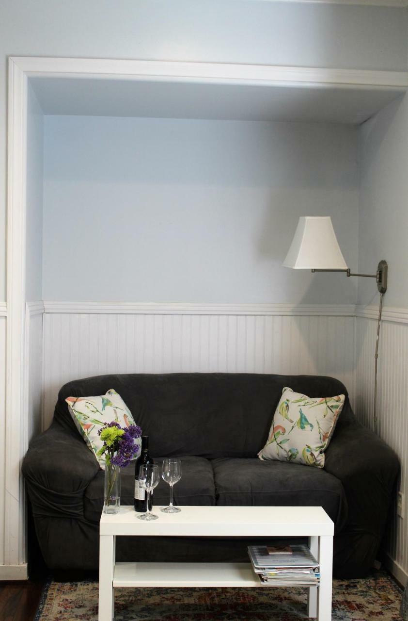 Suite I