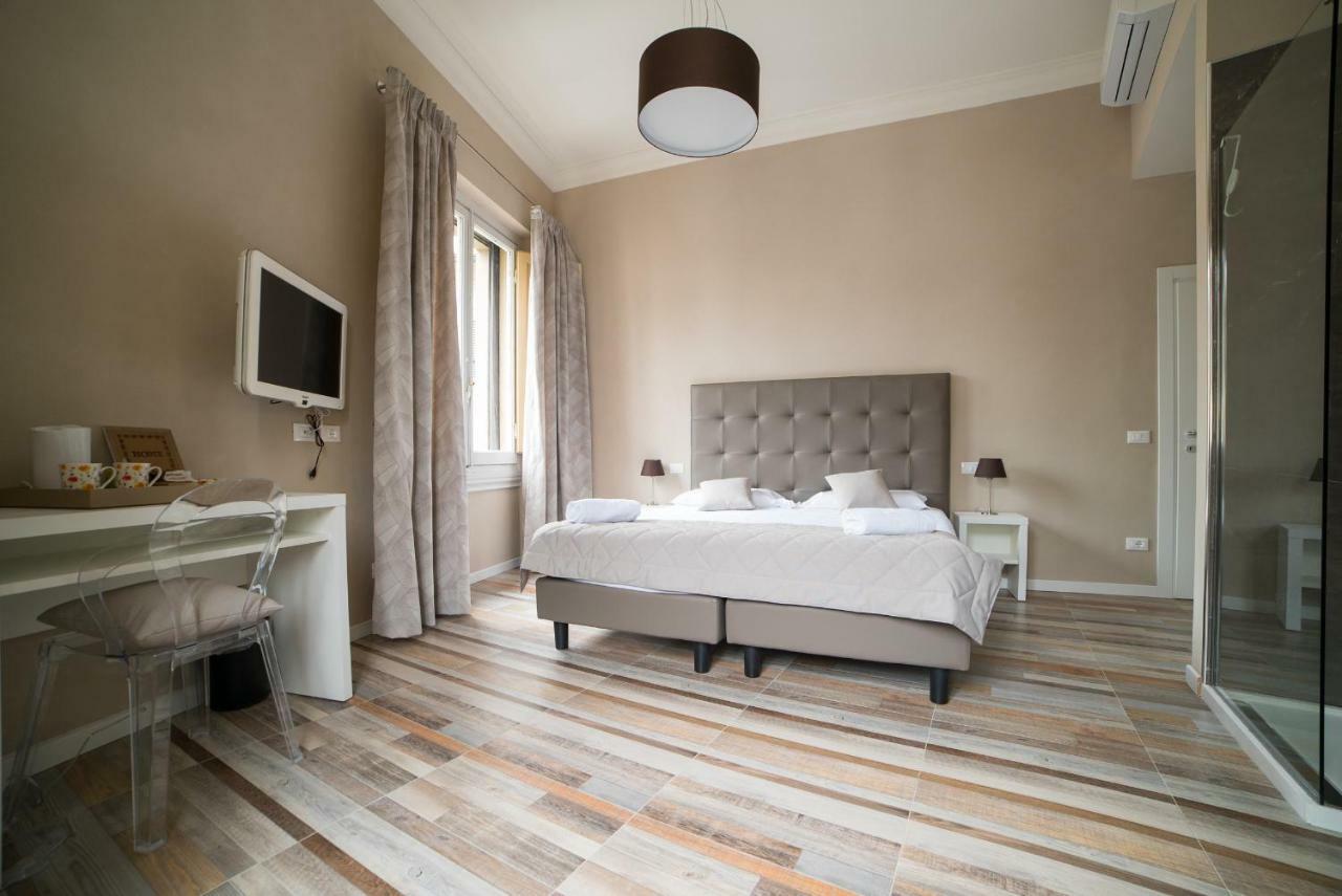 Deluxe Double or Twin Room City View