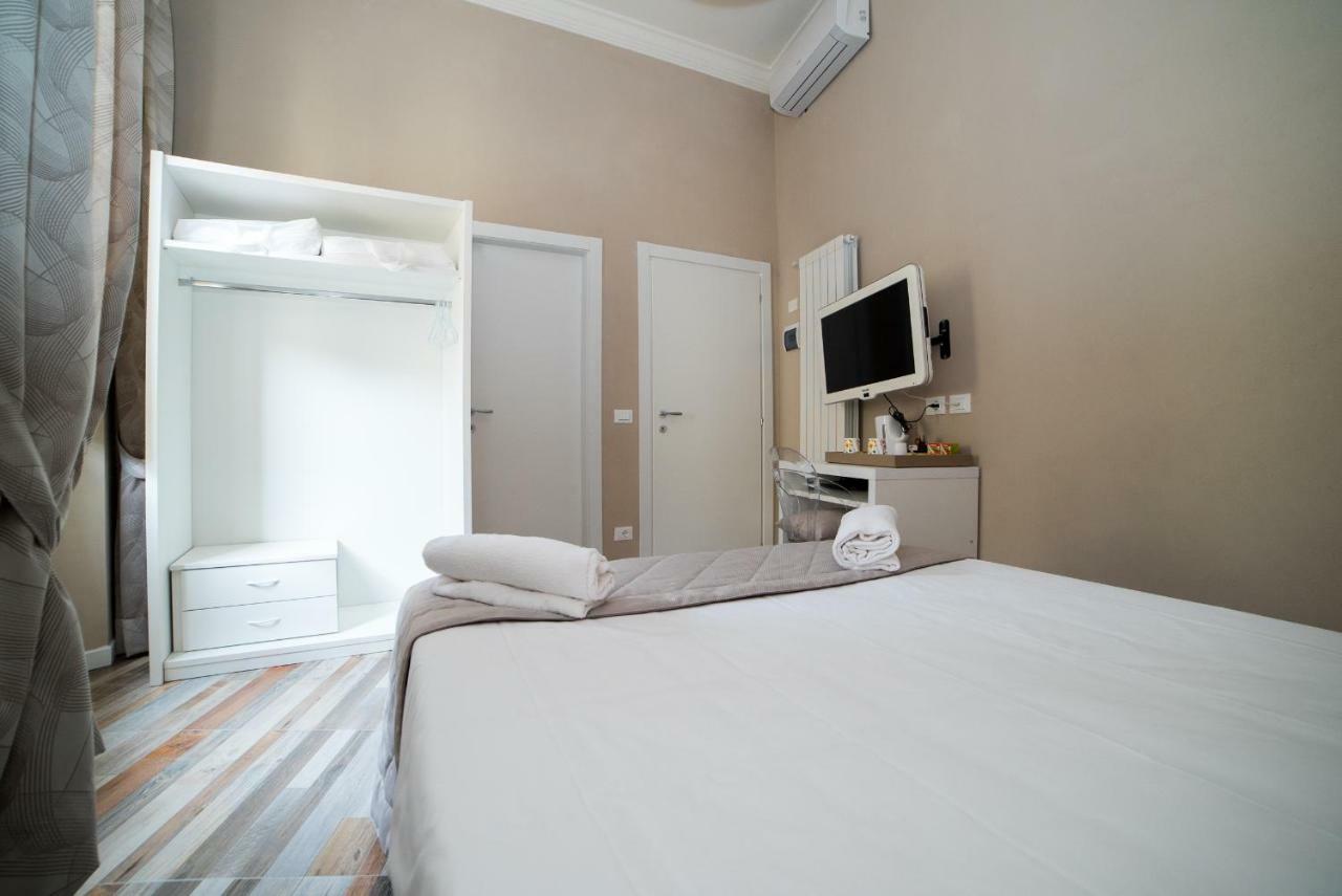 Deluxe Double or Twin Room City View
