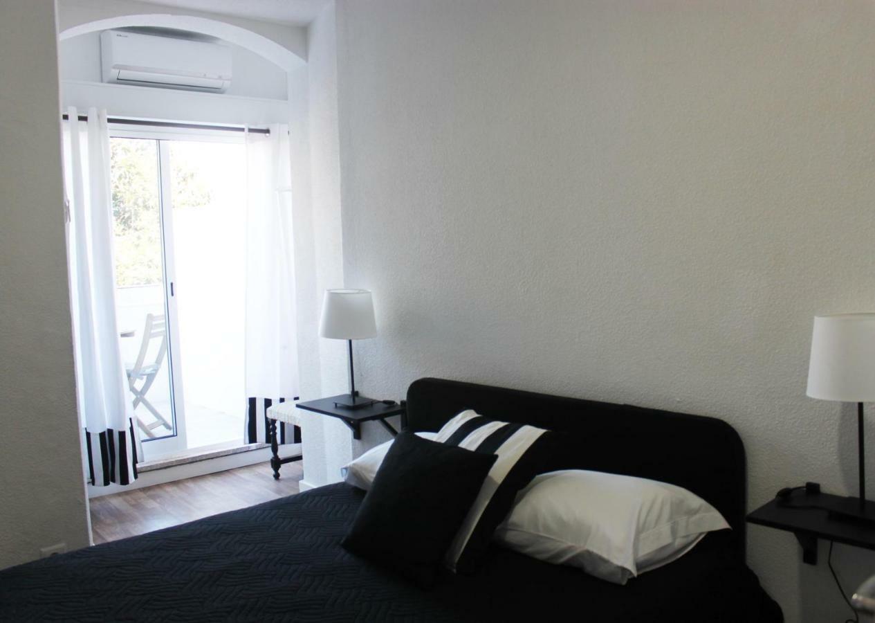 Quarto Duplo com Pátio