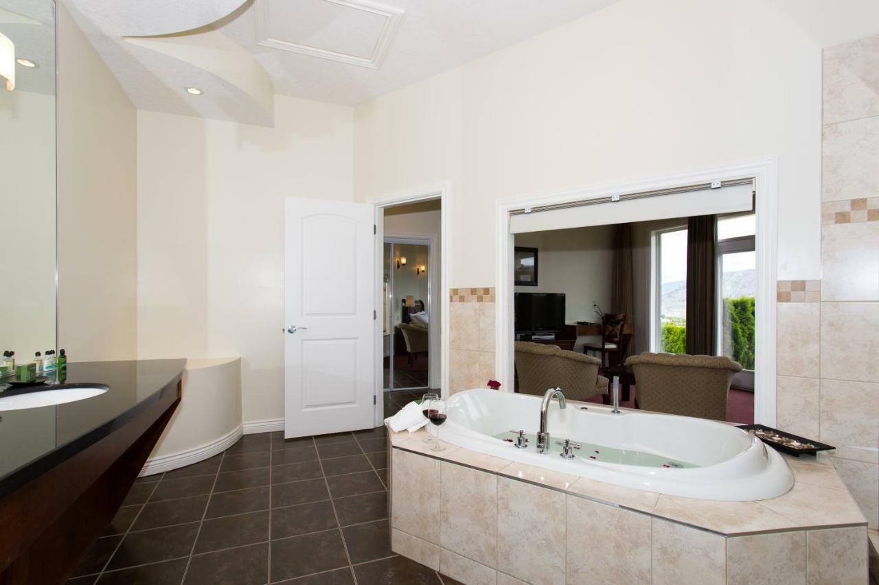 One-Bedroom Villa