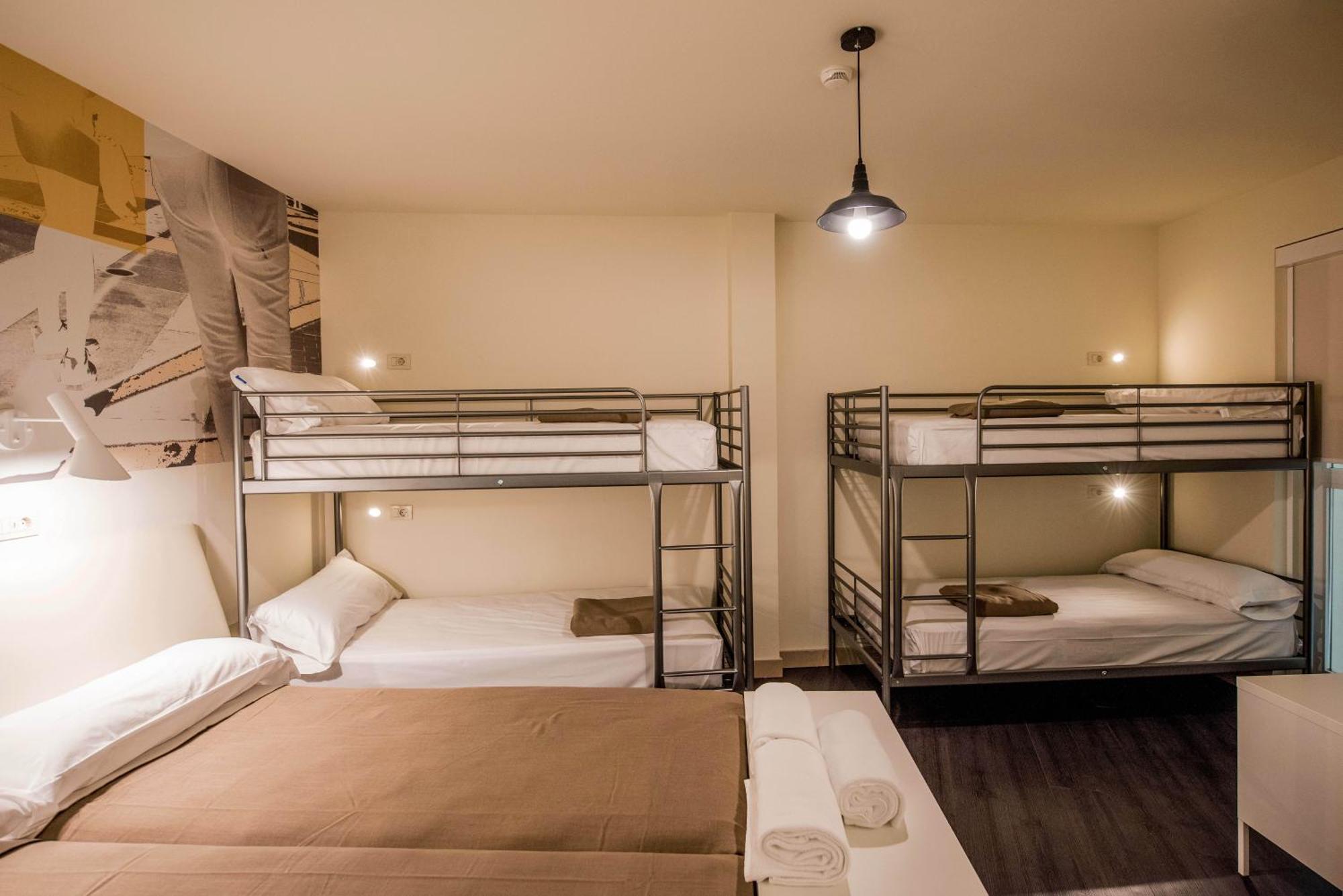 Quadruple Room,820490396:JPEG