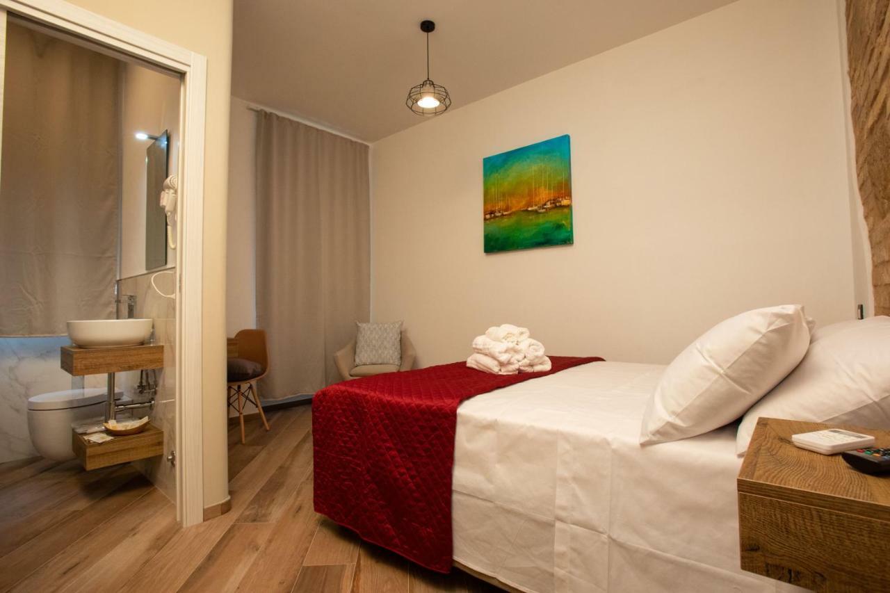Double Room Private Bathroom