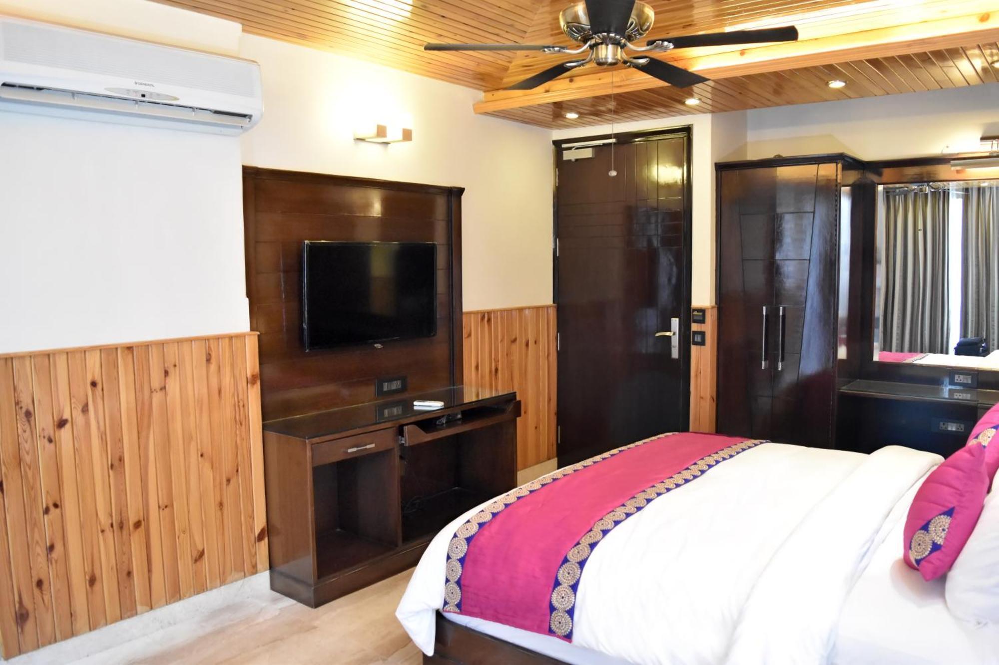 Premium Double Room Balcony