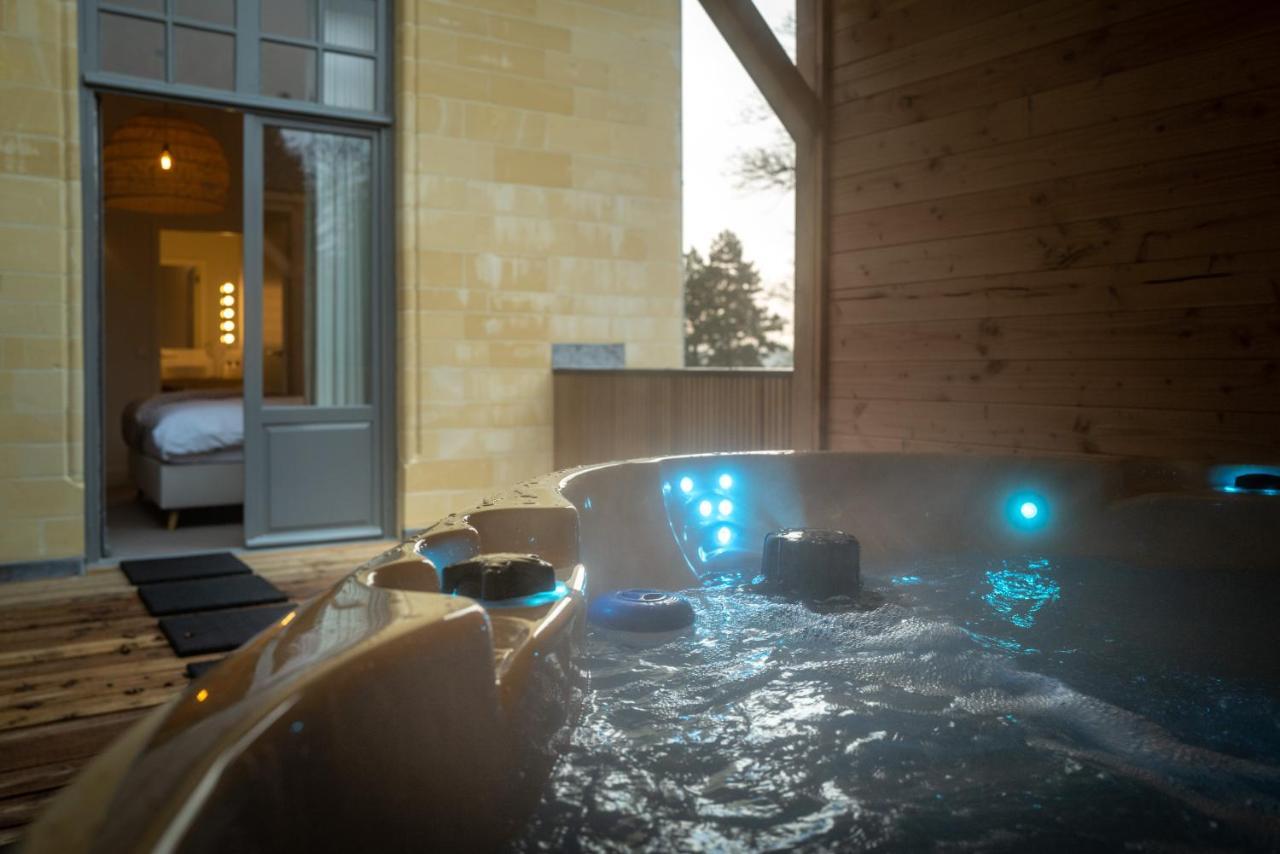 King Room Spa Bath
