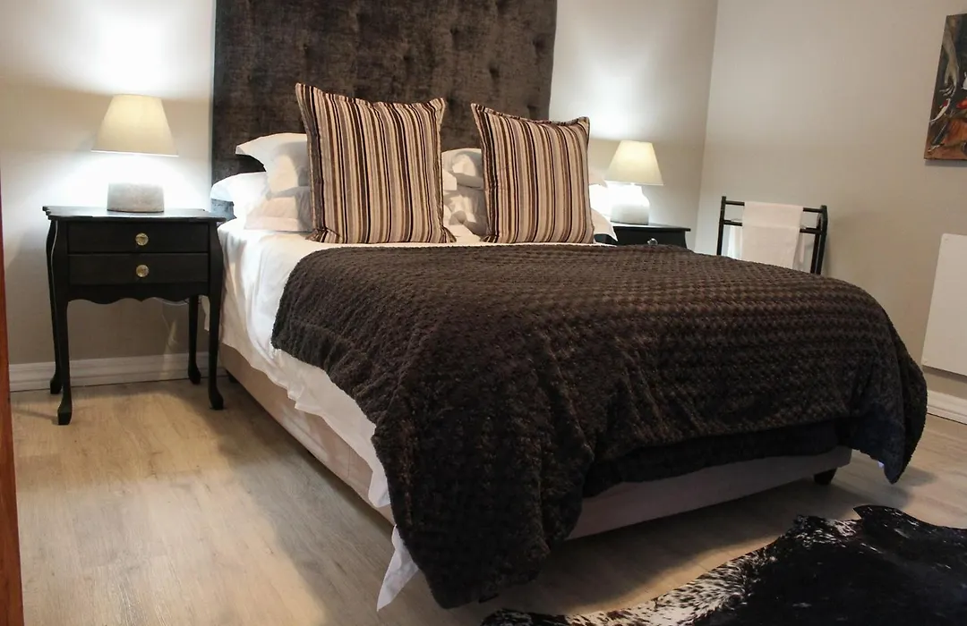 A' Queenslin Guesthouse-1