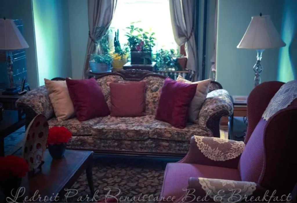 Ledroit Park Renaissance Bed&Breakfast-1