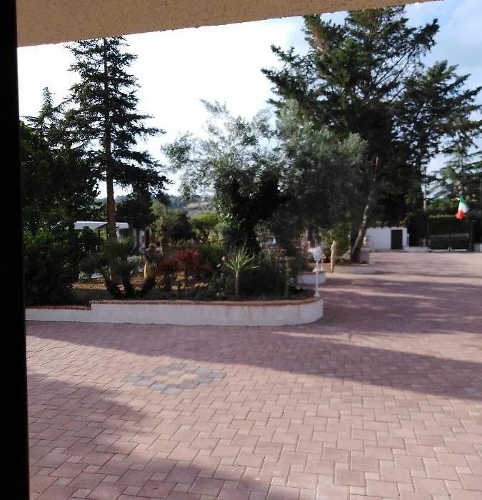 Villa Niscima-1