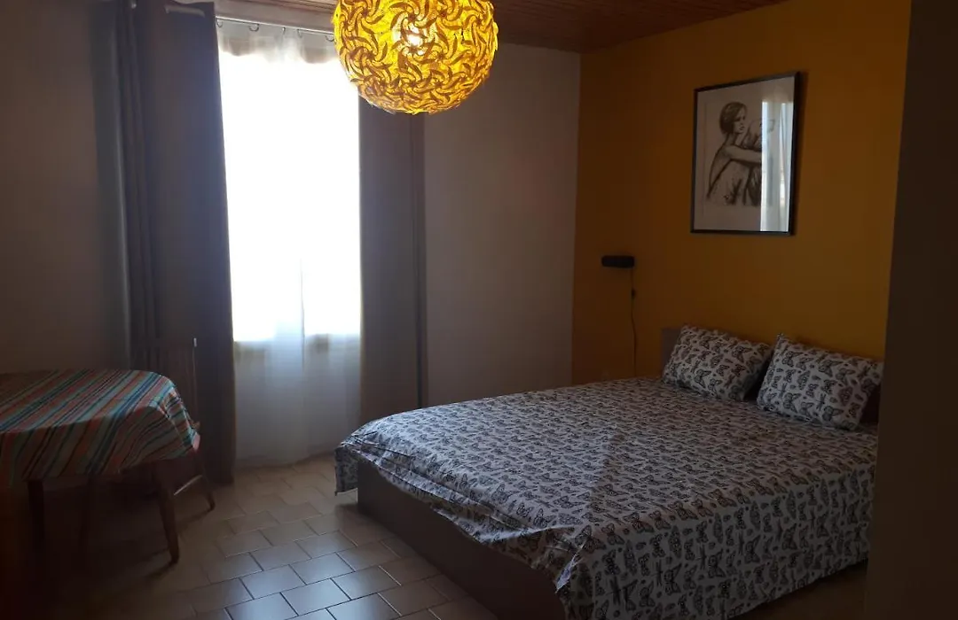 Leo's Chambres d'Hôte-1