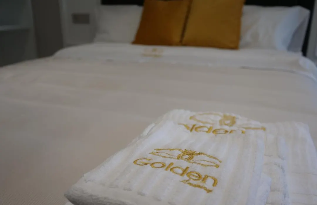 Golden Residence-1