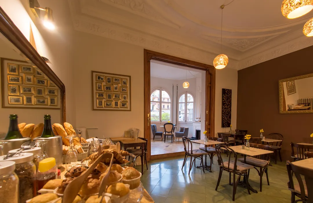 Mihlton Barcelona Boutique B&B-1