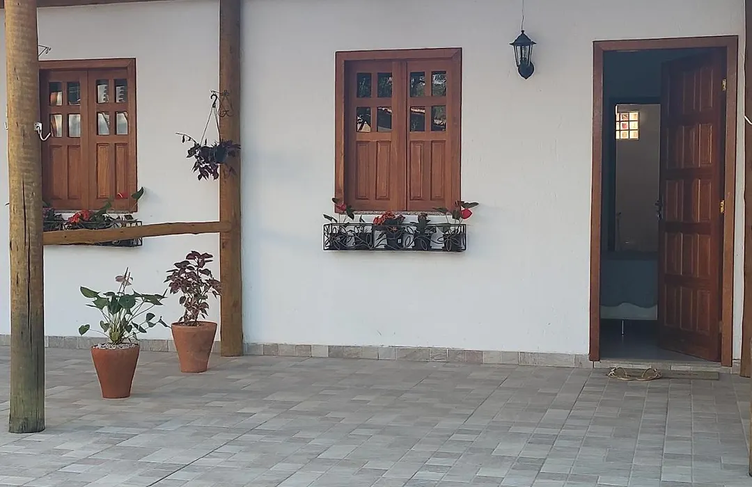 Chalés e Suítes Campos de São João-1
