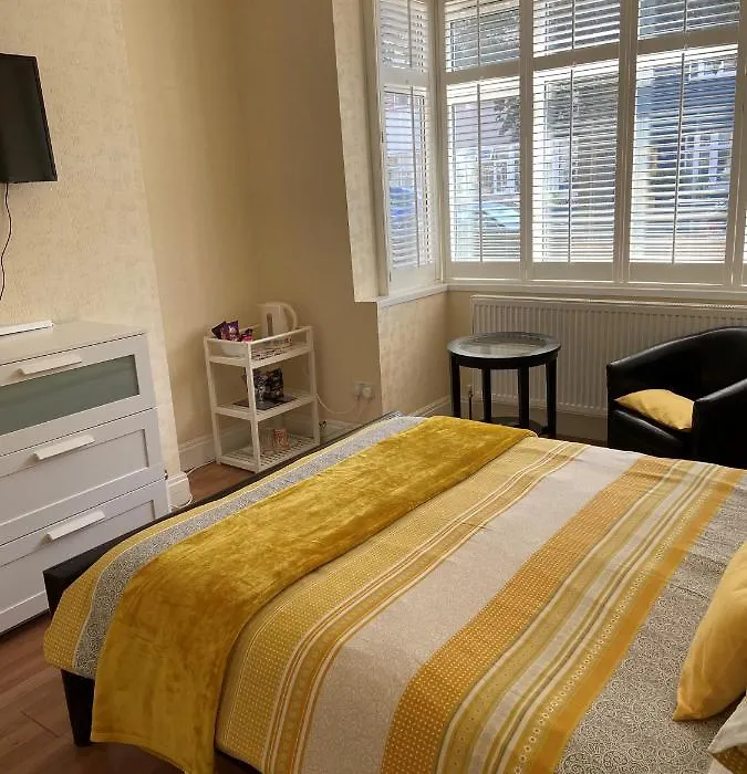 Streatham Common Bed & Breakfast-1