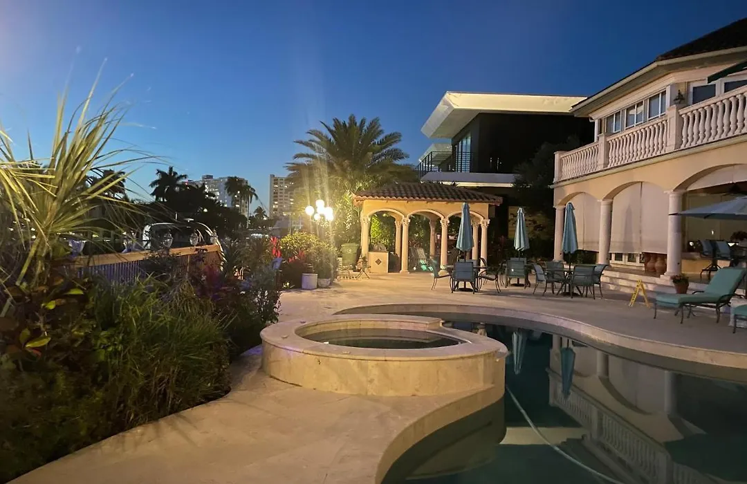 Villa Riviera Las Olas-1