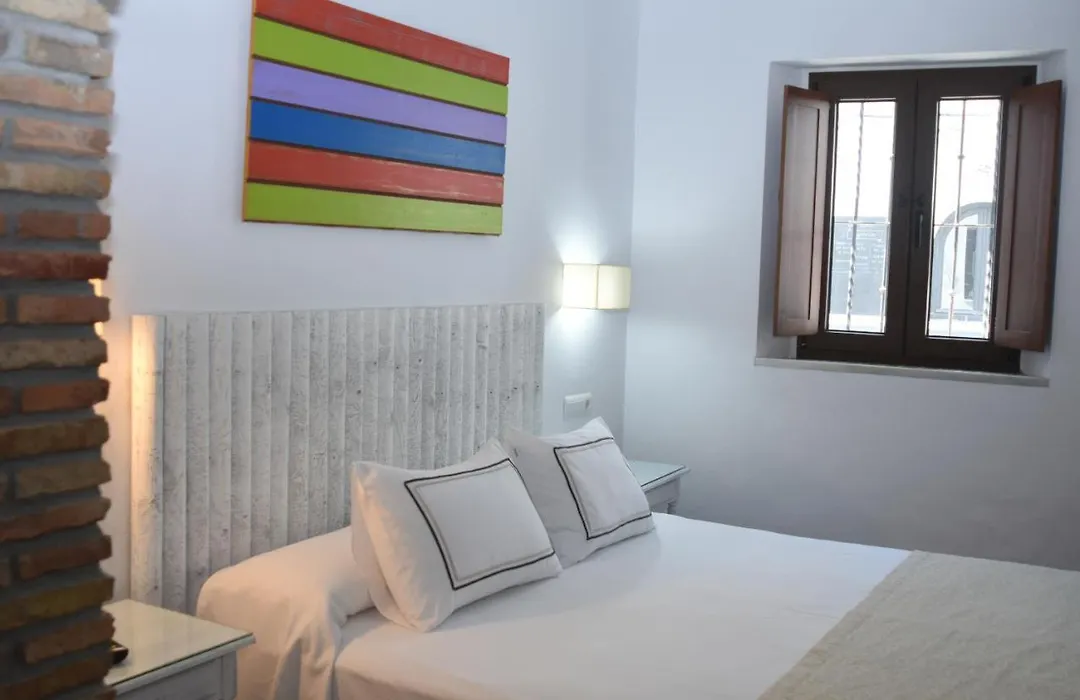 Hostal Doña Lola Marina-1
