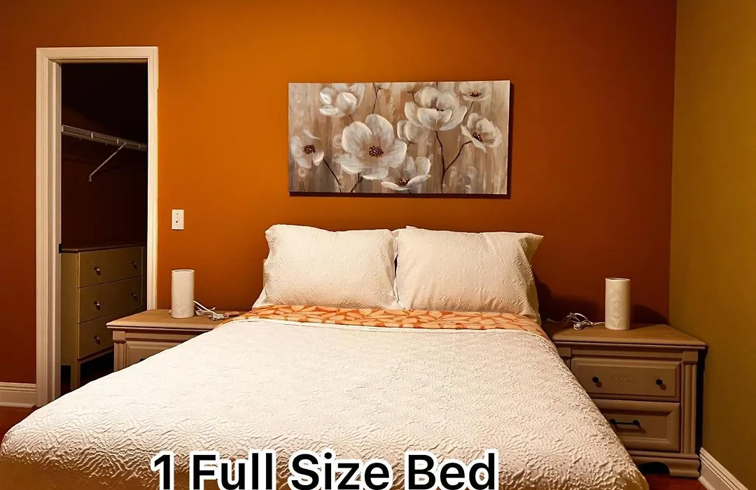Modern Room With Shared Bathroom-1