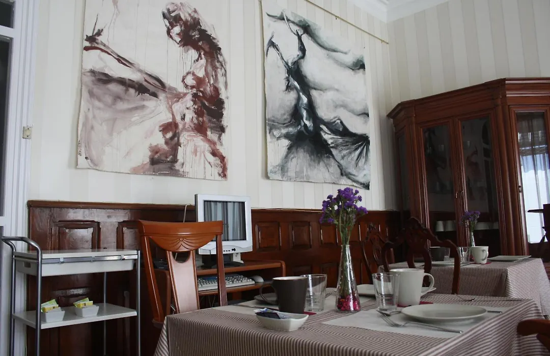 Plaza Pombo B&B - Hostal-1