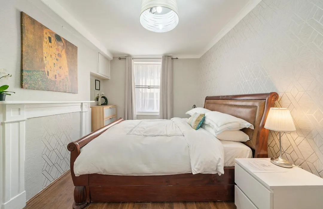 Central London Rooms-1