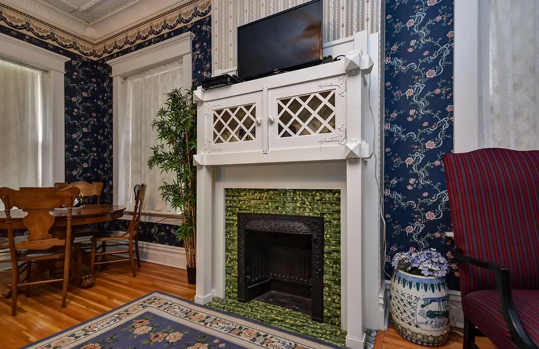 The Mansion At Elfindale-1