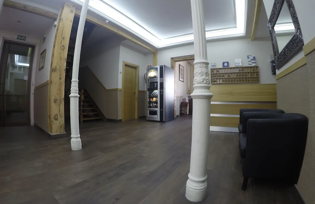 Hostal El Pilar-1