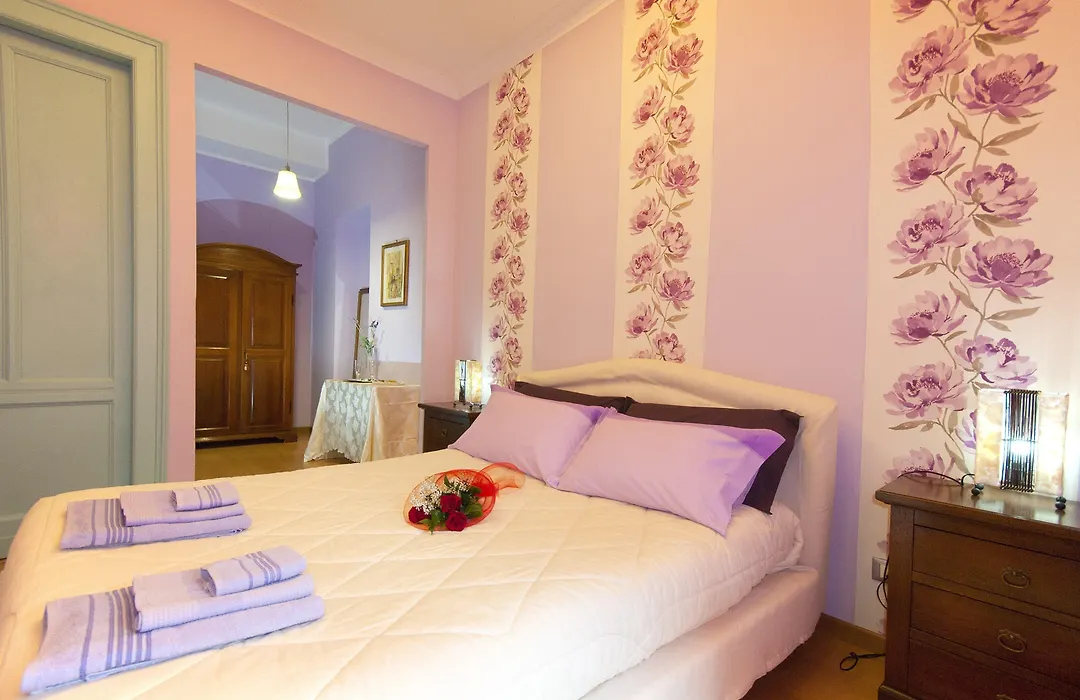 Duca'S Guest House-1