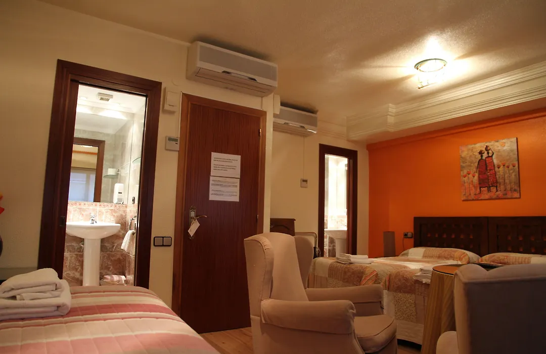 Hostal Acella-1