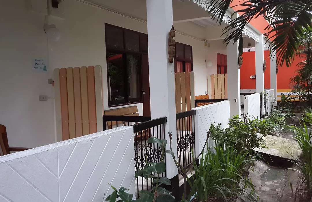 Hollanda Montri Guesthouse-1