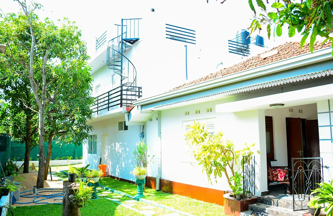 Mama Beach Villa-1