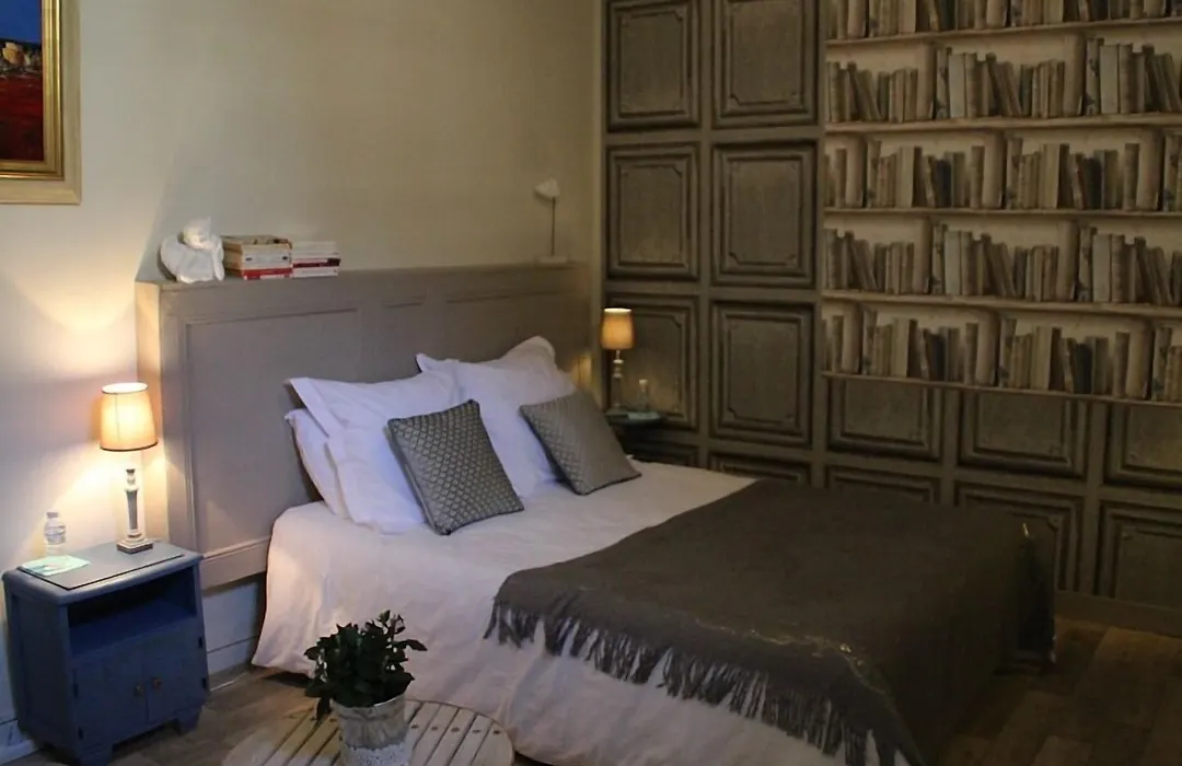 Une Chambre en Ville-1