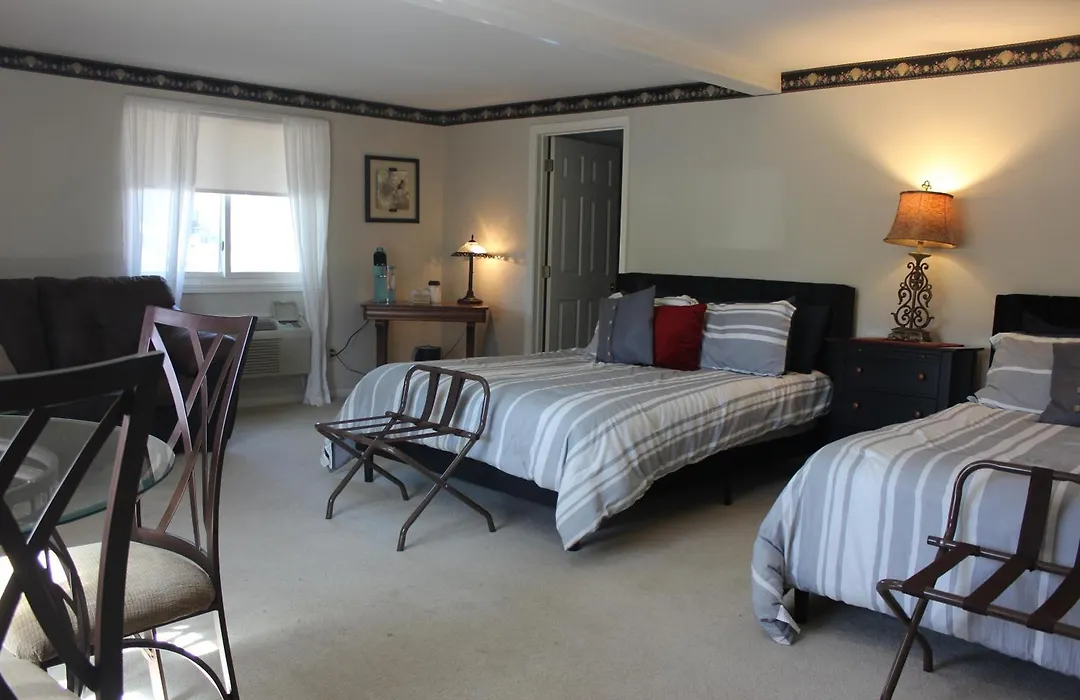 Sweetgrass Inn Bed & Breakfast-1