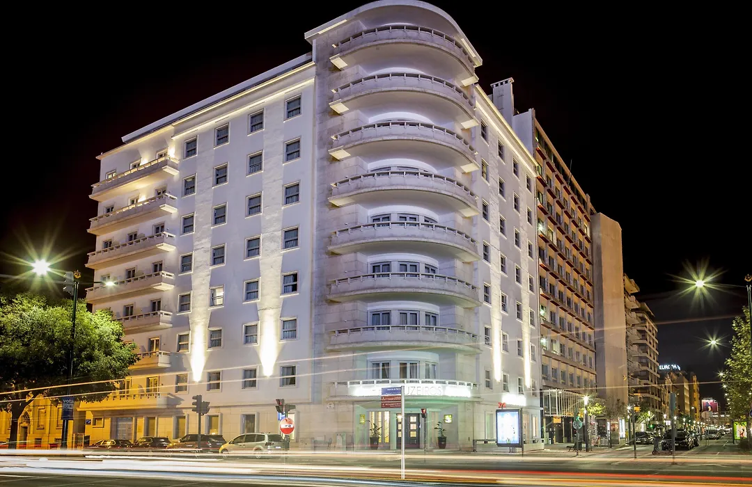 Luzeiros Suites-1