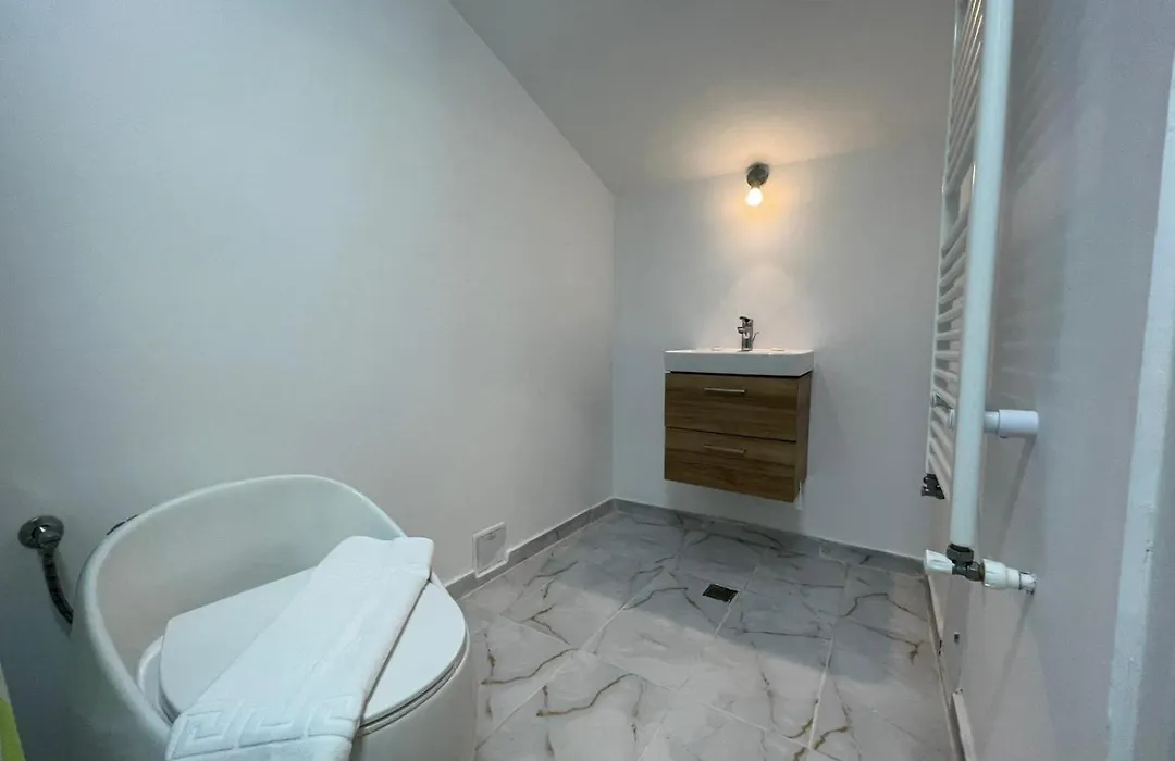 Piata Uniri Cozy Inn-1