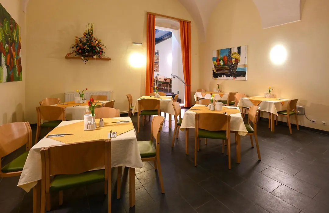 Gaestehaus Im Priesterseminar Salzburg-1
