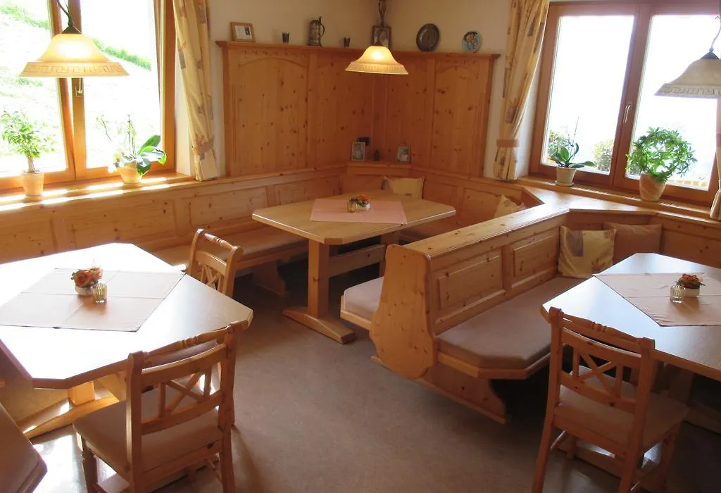 Haus Bergfried-1