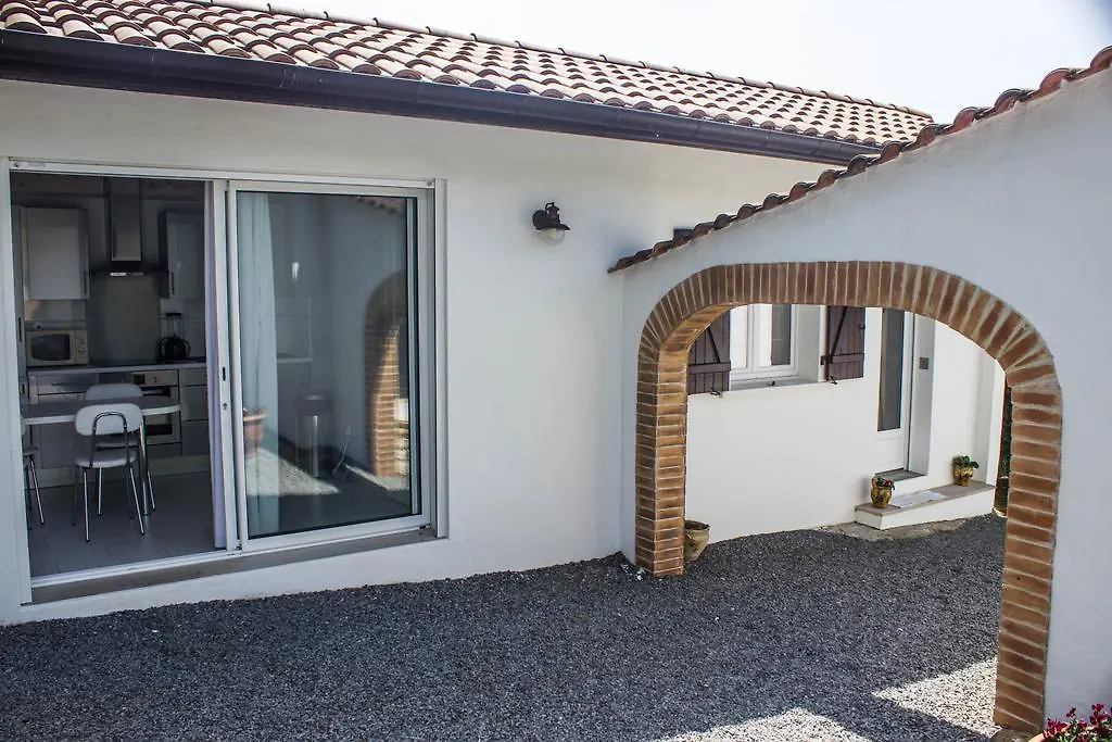 Villa Yoda-1