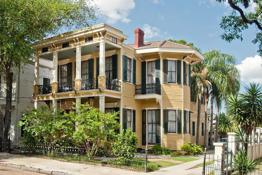Hh Whitney House - A Bed & Breakfast On The Historic Esplanade-1