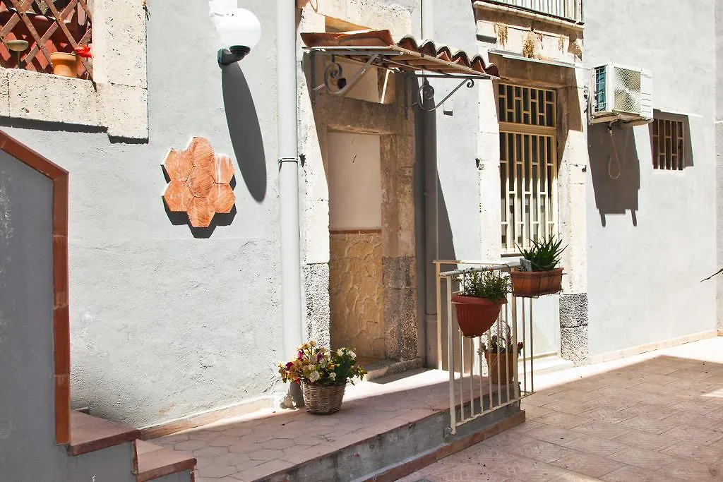 B&B Garibaldi-1